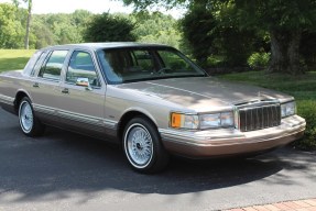 1992 Lincoln Town Car