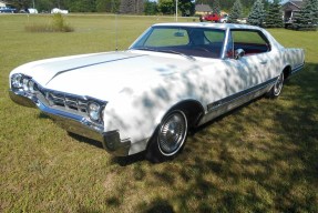 1966 Oldsmobile Starfire