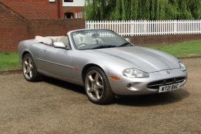 2000 Jaguar XK8