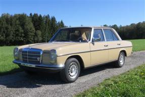 1974 Mercedes-Benz 230