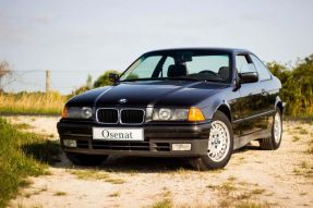 1993 BMW 320i