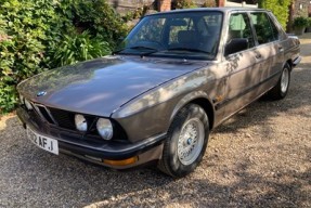 1988 BMW 525e