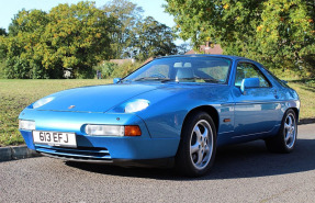 1990 Porsche 928 S4