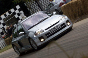 2001 Renault Clio V6