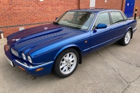 1999 Jaguar XJ8