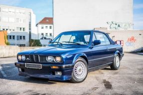 1991 BMW 320i