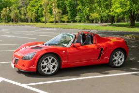 2004 Vauxhall VX 220