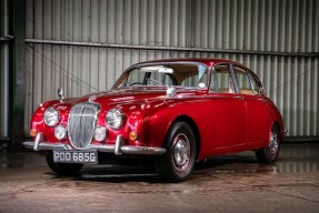 1968 Daimler V8 250