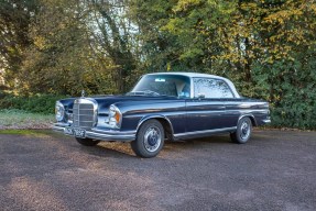 1967 Mercedes-Benz 220 SE Coupe