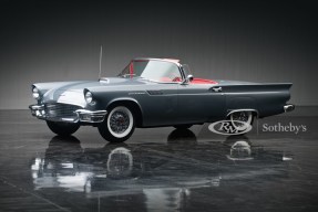 1957 Ford Thunderbird