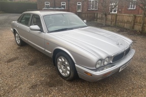 2001 Jaguar XJ8