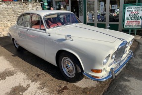 1967 Jaguar 420