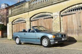 1993 BMW 325i