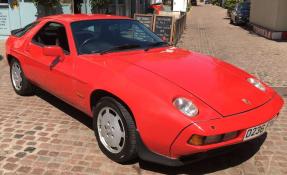 1986 Porsche 928 S2