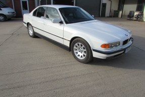 1999 BMW 735i