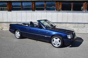 1995 Mercedes-Benz E 220