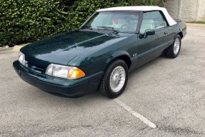 1990 Ford Mustang