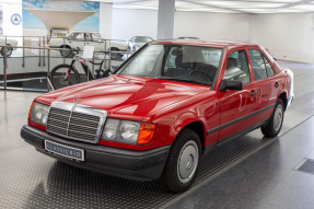 1987 Mercedes-Benz 230 E