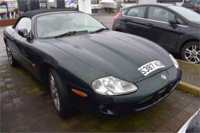 1998 Jaguar XK8