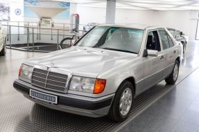 1993 Mercedes-Benz 400 E