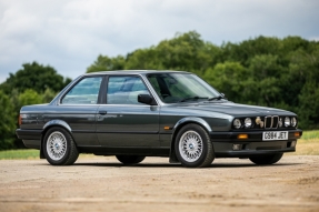 1989 BMW 320i