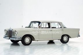 1965 Mercedes-Benz 220 S