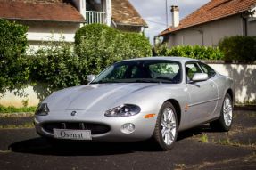 2002 Jaguar XKR