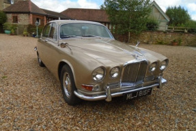 1968 Jaguar 420