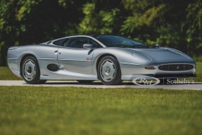 1993 Jaguar XJ220