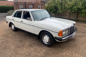 1985 Mercedes-Benz 230 E