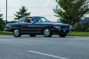 1989 Mercedes-Benz 560 SL