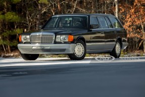 1990 Mercedes-Benz 560 TEL