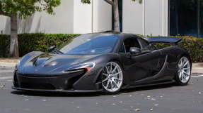 2015 McLaren P1