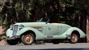 1935 Auburn 851