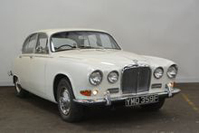 1967 Jaguar 420