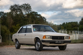 1981 Peugeot 305