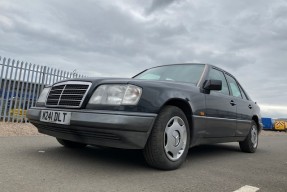 1995 Mercedes-Benz E 220