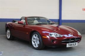 1999 Jaguar XK8