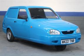 2000 Reliant Robin