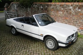 1990 BMW 320i
