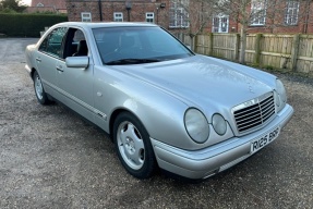 1997 Mercedes-Benz E 220