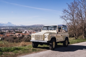 2000 Land Rover Defender