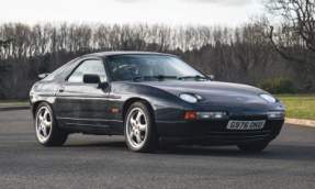 1989 Porsche 928 S4