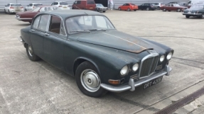 1969 Jaguar 420