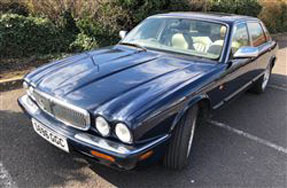 1998 Daimler V8