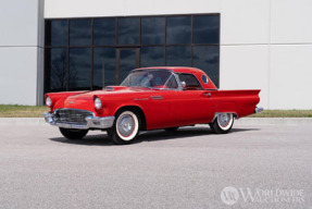 1957 Ford Thunderbird