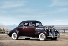 1940 Packard 110