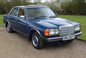 1983 Mercedes-Benz 200