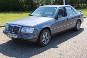 1995 Mercedes-Benz E 220