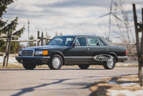 1990 Mercedes-Benz 300 SEL